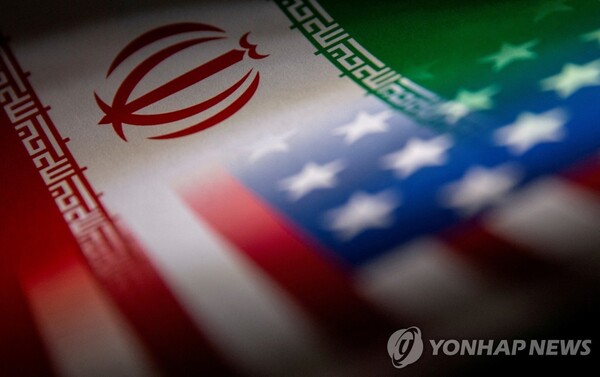 사진은 이란 미국 국기 이미지 (출처: 로이터 통신, 연합뉴스)