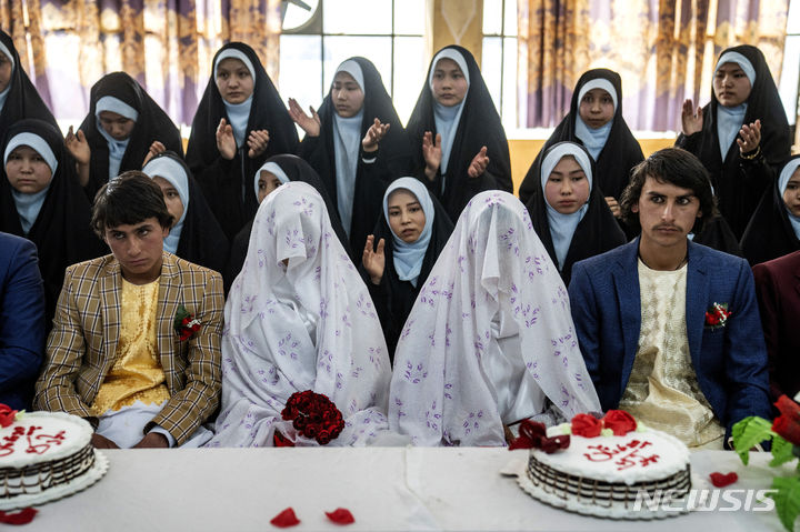 지난 3월 8일 세계 여성의 날, 아프가니스탄 카불에서 대규모 결혼식이 열렸다. (출처: 뉴시스)
