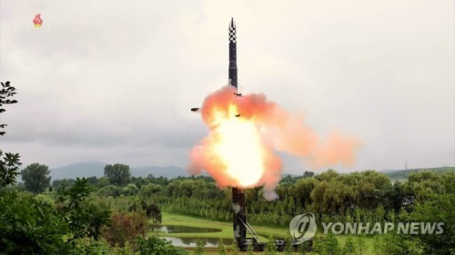 북, 동해상으로 ICBM 발사…한미 '핵작전 연습' 합의 반발 (출처: 연합뉴스)