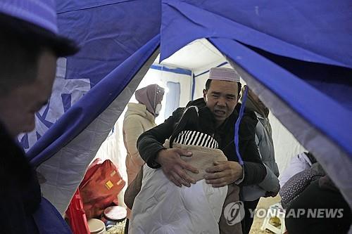 중국 간쑤성 지진 피해 이재민 임시거처. (출처: 연합뉴스)