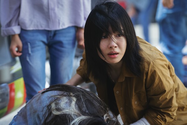 넷플릭스 '종말의 바보' 스틸컷(제공: 넷플릭스)