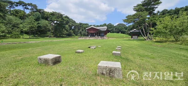 수복방터다. 수복방은 능을 지키는 수복이 거처하는 곳으로 정자각의 오른쪽 앞에 있다.(제공: 이의준 왕릉답사가) ⓒ천지일보 2024.07.29.