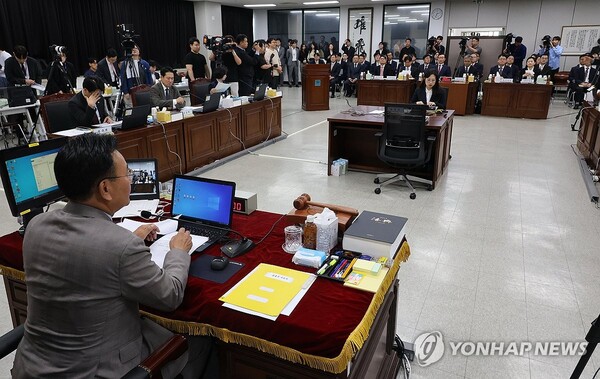 17일 대구지검 신관 7층에서 국회 법제사법위원회의 대구고검, 대전고검 등 지역 고등·지방검찰청 13곳에 대한 국정감사가 열리고 있다. 2024.10.17 (출처: 연합뉴스)