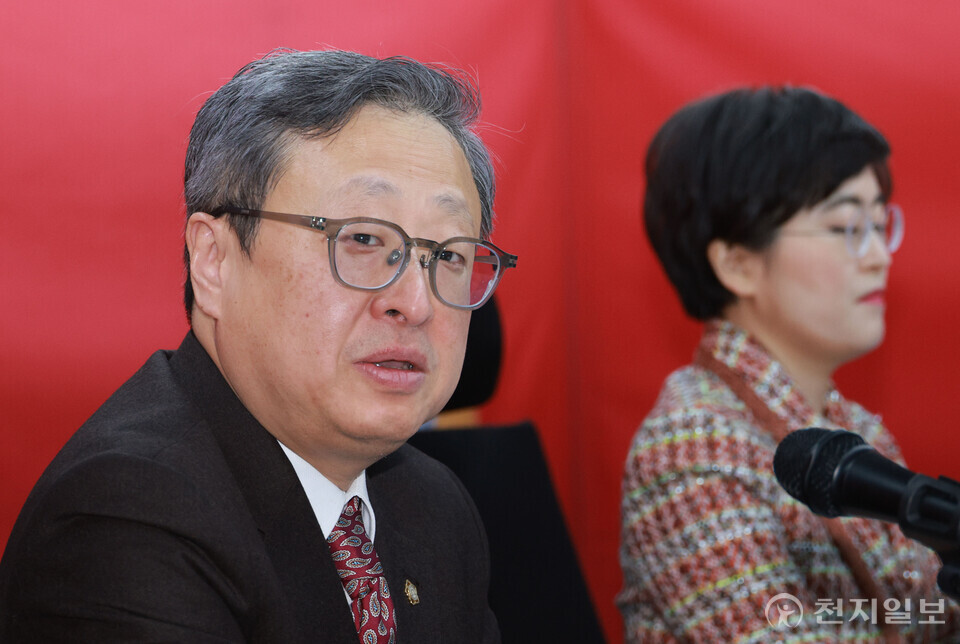 [천지일보=박준성 기자] 국민의미래 유일준 공천관리위원회 위원장이 12일 오전 서울 여의도 국민의미래 중앙당사에서 열린 비례대표 면접심사에서 발언하고 있다. ⓒ천지일보 2024.03.12.