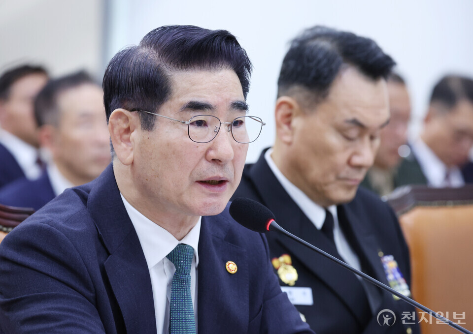 [천지일보=박준성 기자] 김용현 국방부 장관이 24일 서울 여의도 국회 국방위원회에서 열린 국방부 등에 대한 종합 국정감사에서 의원들의 질의에 답변하고 있다.  ⓒ천지일보 2024.10.24.