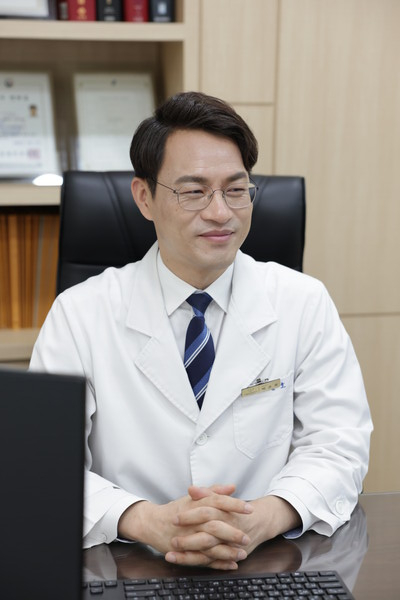 박준호 원장 심장혈관흉부외과 전문의. (제공: 더행복한흉부외과의원)