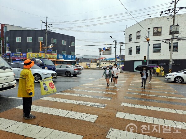 정읍시가 어르신들의 활기차고 건강한 노후를 위해 2025년 노인일자리 및 사회활동 지원사업 참여자를 모집한다. (제공: 정읍시청) ⓒ천지일보 2024.11.28.