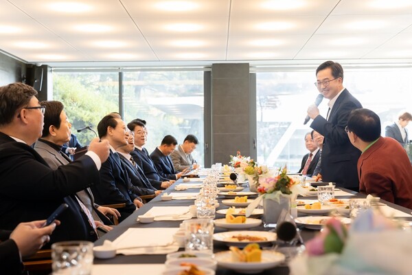 지난달 11일 오전 도담소에서 열린 경기도기독교총연합회 오찬 간담회에서 김동연 경기도지사가 인사말을 하고 있다. (출처: 경기도)