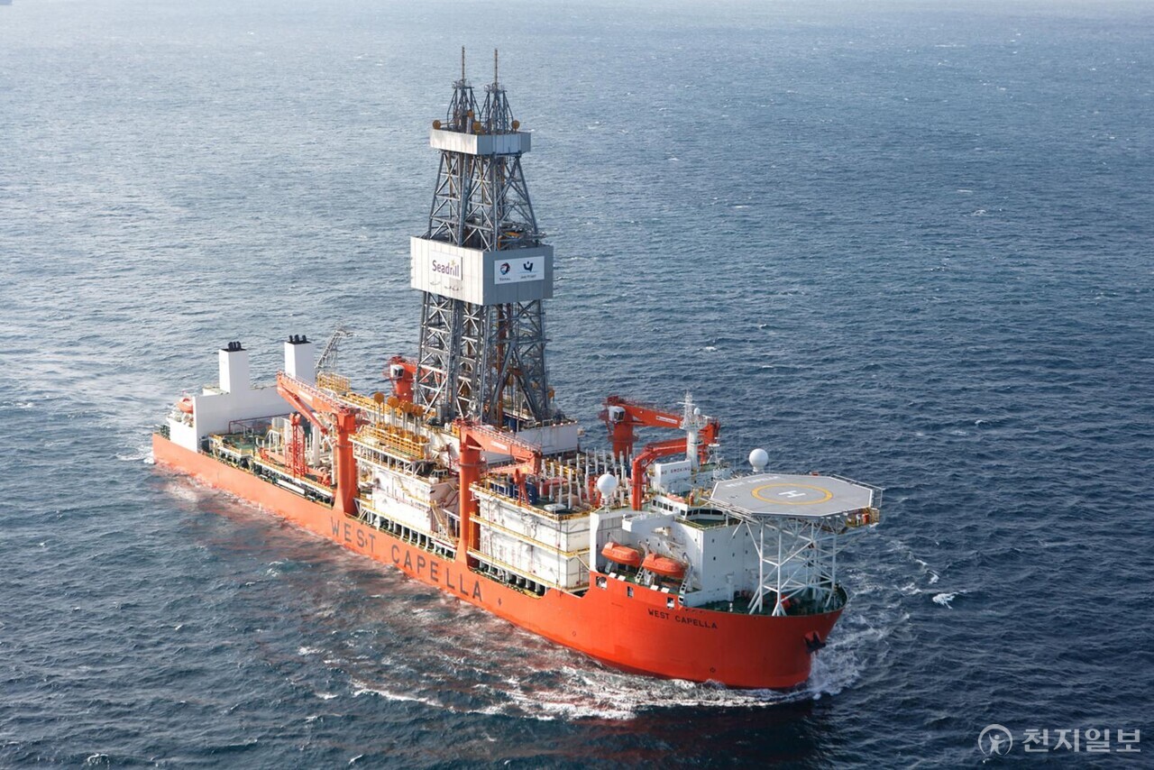 포항 영일만의 첫 시추 작업에 투입될 시추선 ‘웨스트 카펠라(West Capella)’. (제공: 시드릴(Seadrill)) 2024.06.06.