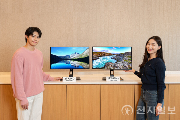 삼성디스플레이가 7일 ‘CES 2025’에서 공개하는 프리미엄 모니터용 QD-OLED 신제품. (제공: 삼성디스플레이) ⓒ천지일보 2025.01.06.