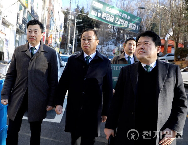 정희민 포스코이앤씨 사장이 지난 4일 성남 은행주공 재건축사업 수주에 총력을 기울이겠다는 강한 의지를 표명하며 현장을 직접 찾아나서고 있다. (제공: 포스코이앤씨) ⓒ천지일보 2025.02.06.