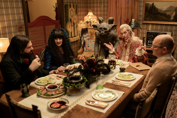 뱀파이어에 관한 아주 특별한 다큐멘터리 시즌6. (제공: 디즈니+)