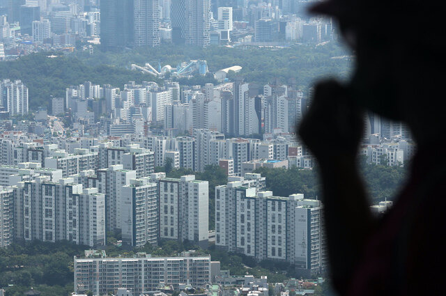 서울 송파구 롯데월드타워에서 바라본 강남 아파트단지. ⓒ천지일보DB