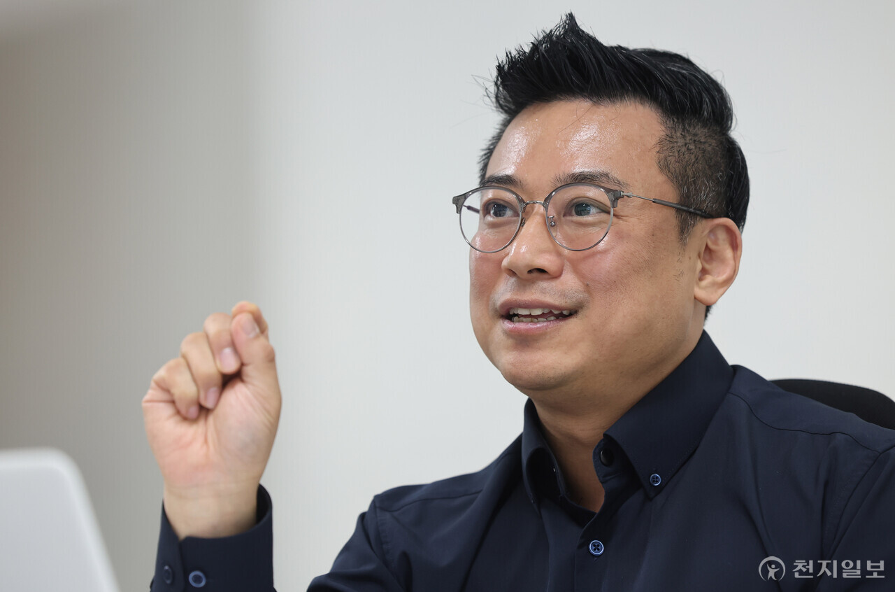 [천지일보=남승우 기자] 조남열 ㈜큐브더모먼트 이사가 서울 마곡 소재 자사 연구소에서 천지일보와 인터뷰를 진행하고 있다. ⓒ천지일보 2025.04.02.