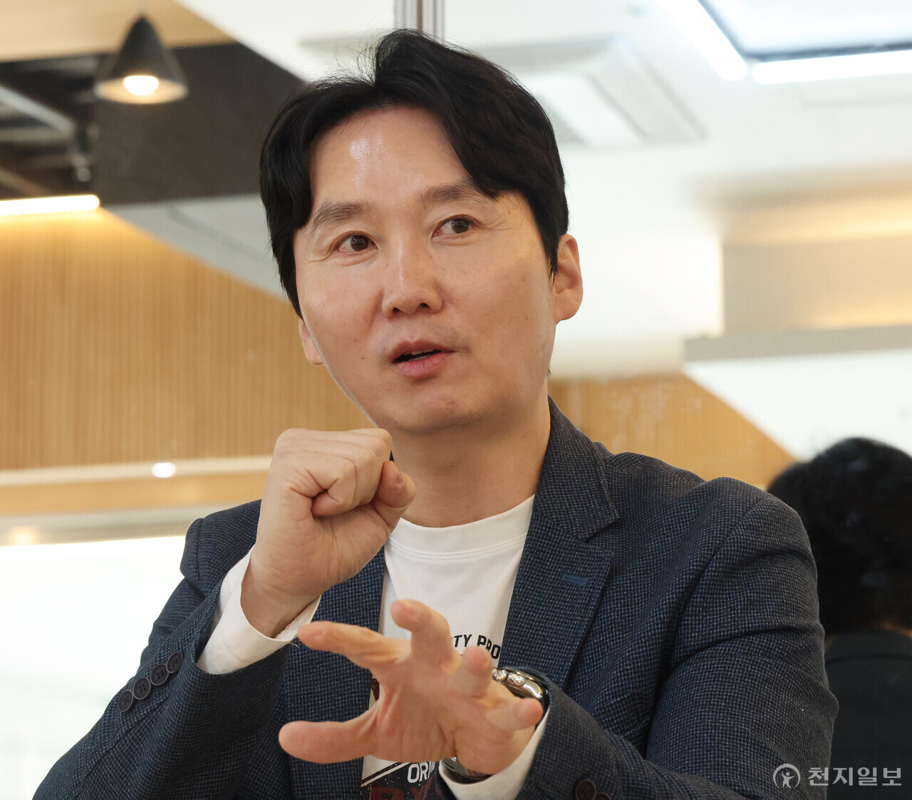 [천지일보=남승우 기자] 김용보(51) 와이앤북스 대표가 지난달 31일 본지와 인터뷰를 하고 있다. ⓒ천지일보 2025.04.10.