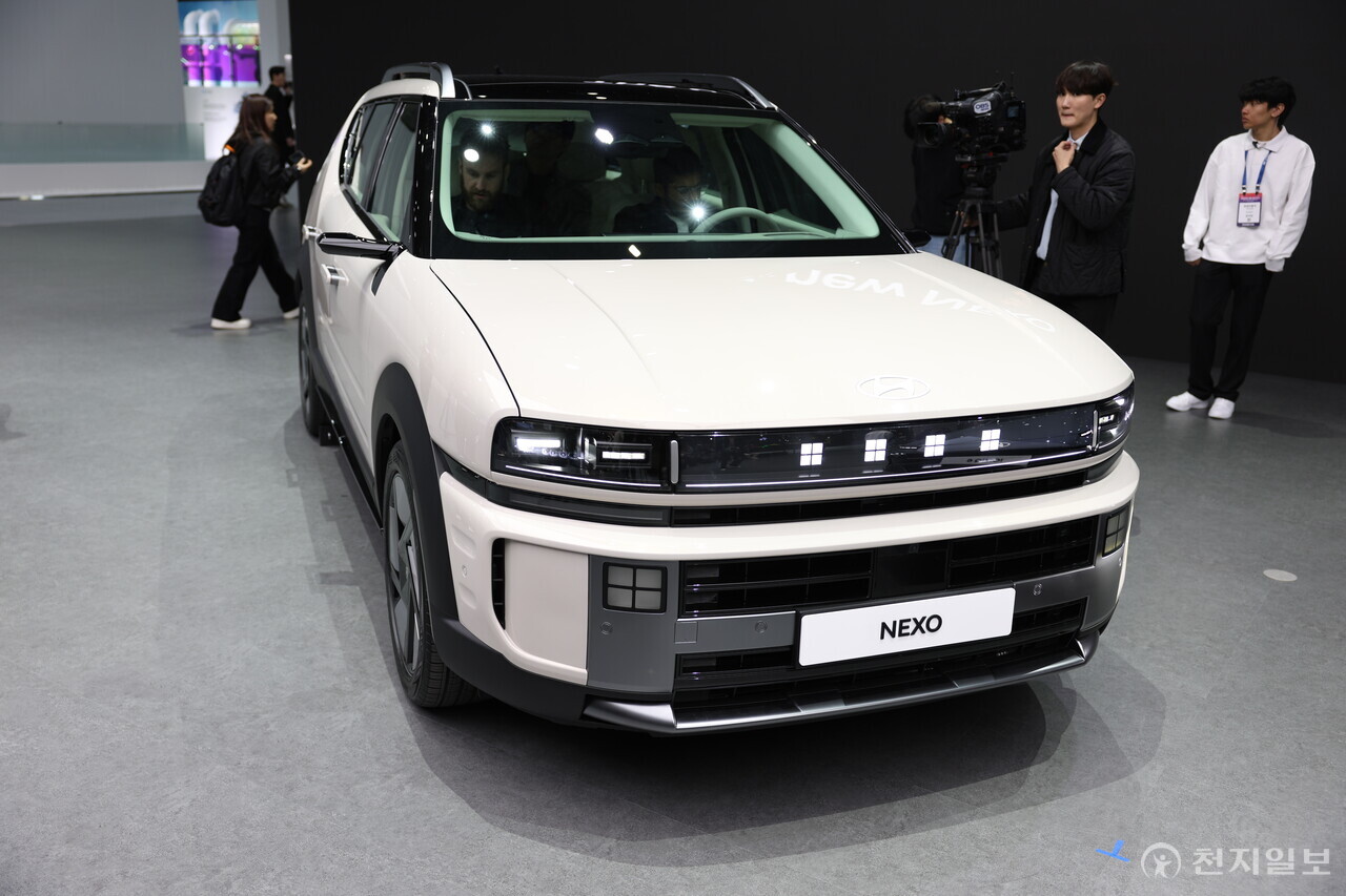 [천지일보=이재빈 기자] 현대자동차가 3일 일산 킨텍스에서 열린 ‘2025 서울 모빌리티쇼’에서 ‘디 올 뉴 넥쏘’와 ‘아이오닉 6’를 공개했다. 사진은 디 올 뉴 넥쏘.ⓒ천지일보 2025.04.03.