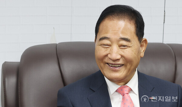 [천지일보=남승우 기자] 최기복 한국효단체총연합회 회장이 지난 4월 18일 본지와 인터뷰를 하고 있다.ⓒ천지일보 2025.04.18.