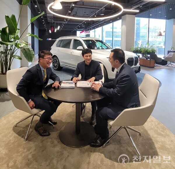 경기자동차과학고가 지난 2025년 3월 5일 BMW 공식 딜러 한독 모터스와 협약형 특성화고 산학협력을 위한 업무 협약을 맺은 바 있다. 이에 따라 자동차 산업의 미래를 이끌어 가기 위해 다양한 협력 강화 프로그램 진행에 박차를 가한다. (제공: 경기자동차과학고)  ⓒ천지일보 2025.05.20.