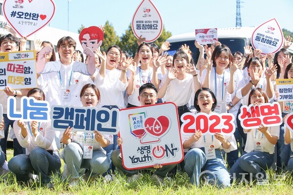 신천지예수교 증거장막성전(신천지예수교회, 총회장 이만희)이 오는 27일부터 10월 18일까지 약 84일간 생명나눔 헌혈 캠페인을 전국적으로 전개한다. 사진은 신천지예수교회의 헌혈 모습. (제공: 신천지예수교회) ⓒ천지일보 2025.07.08.