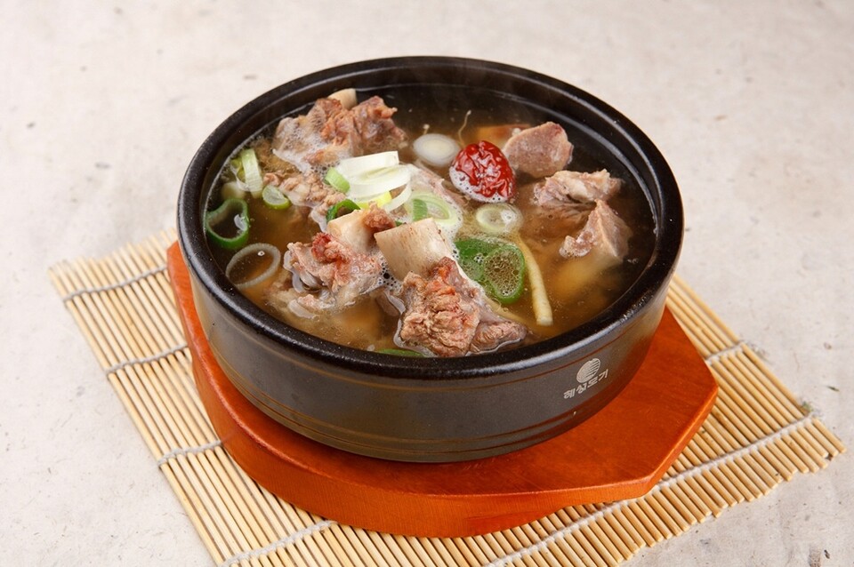 한우 갈비탕. (출처: 게티이미지뱅크)