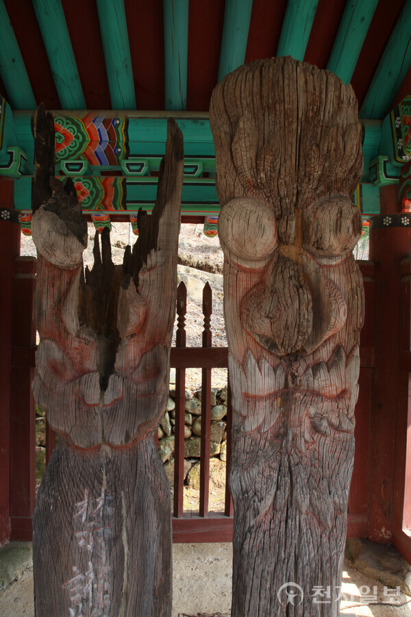 함양 벽송사 목장승 ⓒ천지일보 2025.08.11.