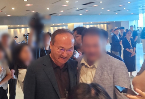 이석희 SK온 사장이 18일 열린 ‘이천포럼 2025’에 참석하고 있다. (출처: 연합뉴스) 