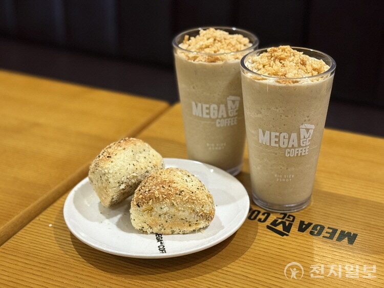 메가MGC커피, 지역상생 메뉴 2종 판매기간을 연장한다. (제공: 메가MGC커피) ⓒ천지일보 2025.11.14.