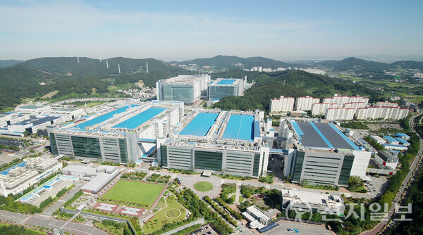 삼성디스플레이 전경. (출처: 삼성디스플레이 홈페이지) (제공: 아산시) ⓒ천지일보 2025.11.17.