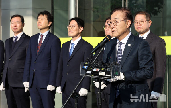 김윤덕 국토부 장관이 20일 오전 서울 용산구 HJ중공업 본사에서 열린 국토부-LH 합동 주택공급 TF 및 LH 주택공급특별추진본부 현판식에 참석해 인사말을 하고 있다. (출처: 뉴시스)