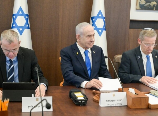 이스라엘 각료회의 주재하는 베냐민 네타냐후 총리. (출처: 연합뉴스)