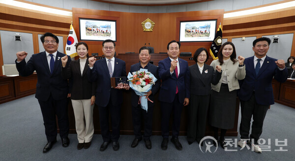 오산시의회가 25일 본회의장에서 제298회 제2차 정례회를 진행한 가운데 . (제공: 오산시의회)ⓒ천지일보 2025.11.25.