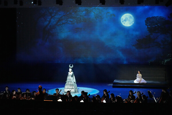 성신여자대학교가 개교 60주년을 기념해 지난 21~22일 서울 강북구 미아동 운정그린캠퍼스 대강당에서 지역 주민과 함께하는 오페라 ‘마술피리(The Magic Flute)’ 공연을 개최했다. (제공: 성신여대)