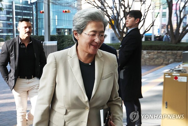 ‘방한’ 리사 수, 삼성·네이버 등 연쇄 회동… 韓과 협력 본격화