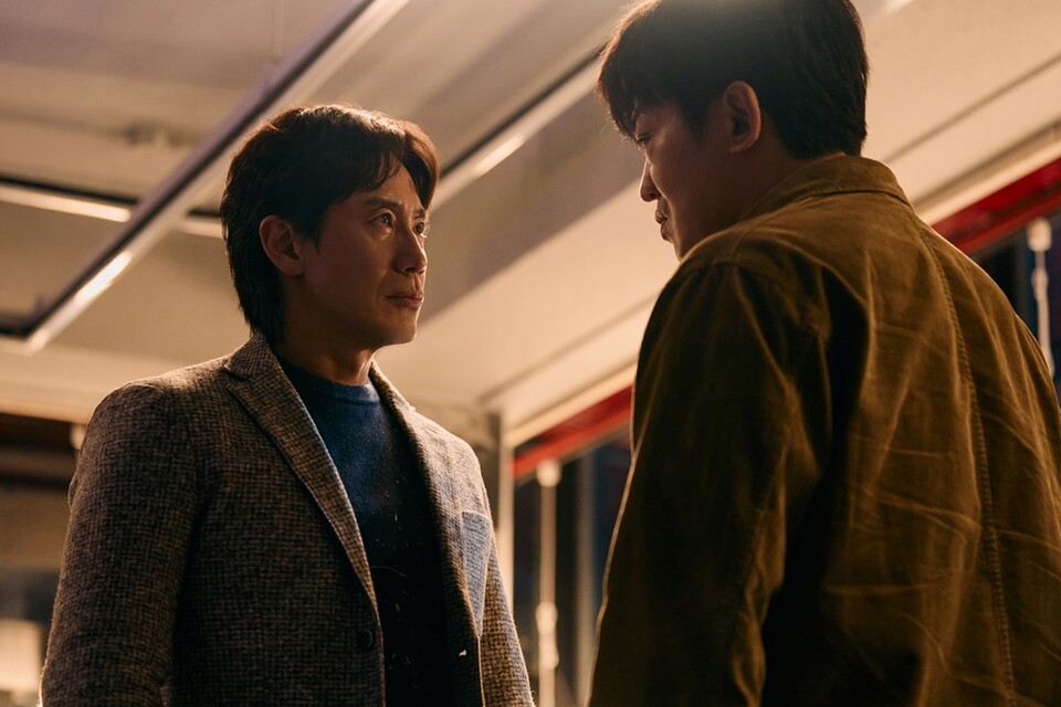 MBC ‘오십프로’ 신하균-허성태, 10년 악연의 재회. (제공: MBC)