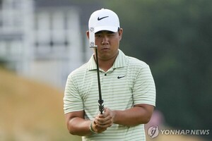 <b>김주형</b> 우승 보인다… <b>트래블러스</b> 3R도 <b>선두</b>