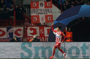 '<b>황인범</b> 2도움' <b>즈베즈다</b>, 텍스틸라츠에 4-0 대승… ·<b>설영우</b> 데뷔전