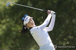 <b>윤이나</b>, LPGA <b>LA 챔피언십</b> 16위… 린드블라드 우승