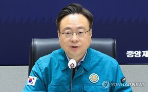 "정책은 못 멈춘다"… 복지부, <b>개혁</b> 로드맵 고수