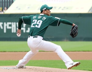 [야구] <b>양현종</b>-<b>김광현</b> 10번째 <b>맞대결</b>… KIA-SSG 연장 11회 무승부
