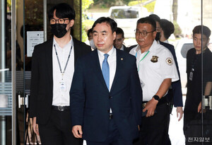 ‘민주당 돈봉투’ 윤관석 전 의원 내일 가석방
