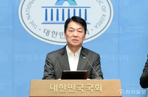 [정치in] 국힘, 쇄신은 커녕 ‘안철수발’ 당내 갈등…