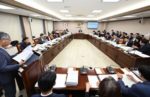 “삭감 예산 무리한 재편성 안 돼”… 경남교육청 추경안…
