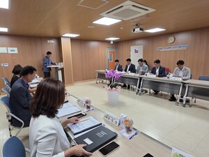 충북도의회 교육위, 충북국제교육원 현장 방문