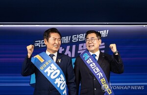 [정치in] 민주 첫 경선서 압승한 정청래… 기상 변수…