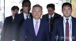 ‘내란 공모 혐의’ 이상민 전 장관 구속… “증거 인멸…
