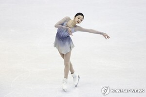 피겨 <b>신지아</b>, '<b>시니어 데뷔</b>전' 챌린저 대회서 <b>동메달</b>
