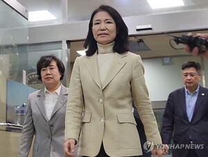 [천지일보 이슈종합] <b>이진숙 석방</b>·이재명 냉부해·김현지 비선실세 논...