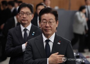 이대통령, 대전·충남 <b>통합</b>론 힘 실어… 탄력받나