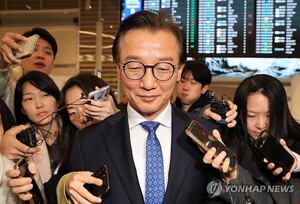 경찰, '<b>통일교</b> 금품수수 <b>의혹</b>' <b>전재수</b> 소환