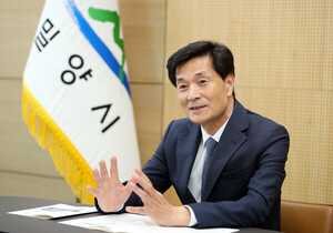 [신년인터뷰] 안병구 밀양시장, "성과보다 중요한 건 시민이 느끼는 변... - 뉴스 썸네일 이미지